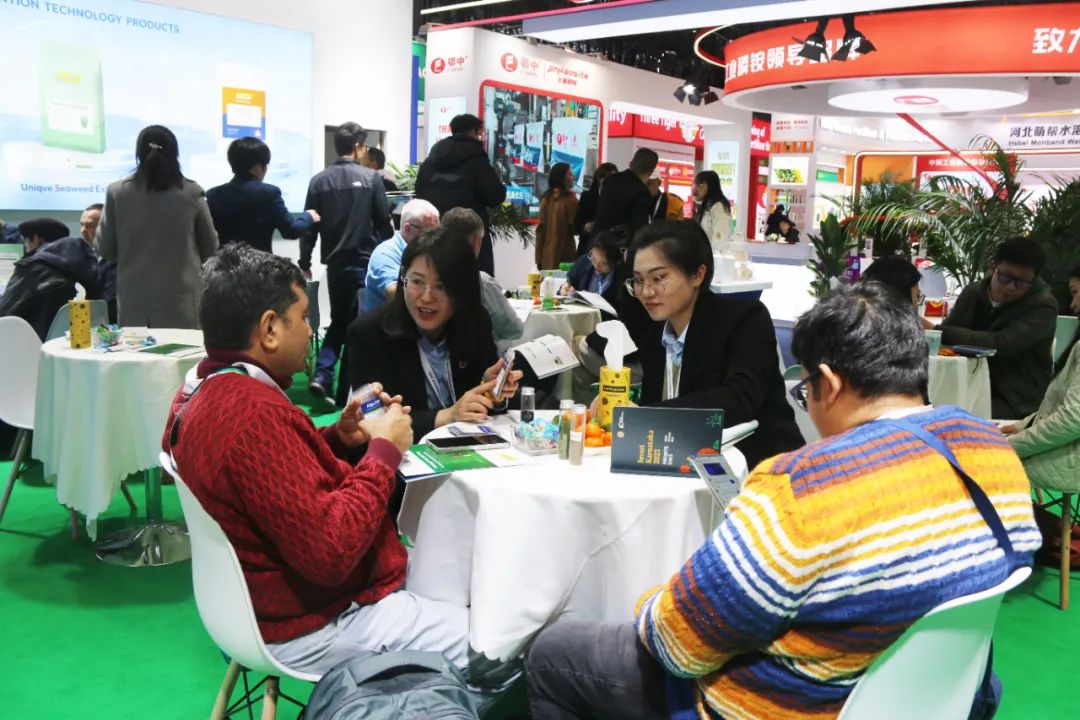 金牌赞助企业尊龙凯时生物全新亮相上海CAC国际农化展，以科技实力献礼25周年