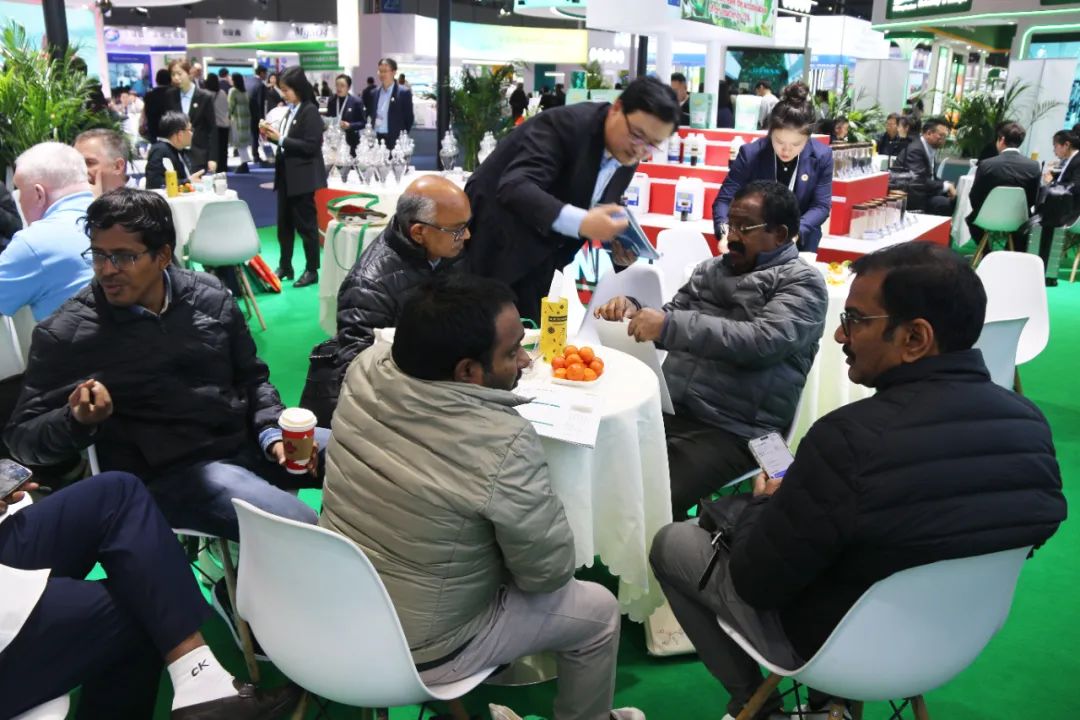 金牌赞助企业尊龙凯时生物全新亮相上海CAC国际农化展，以科技实力献礼25周年